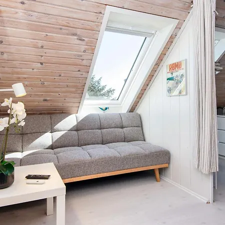 Romo Xv Romo Kirkeby